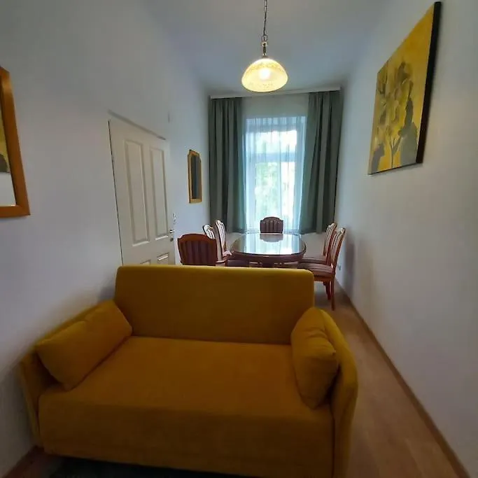 Altbauwohnung Neu Saniert - Fuer Familien Geeignet Vídeň 0*,  Rakousko