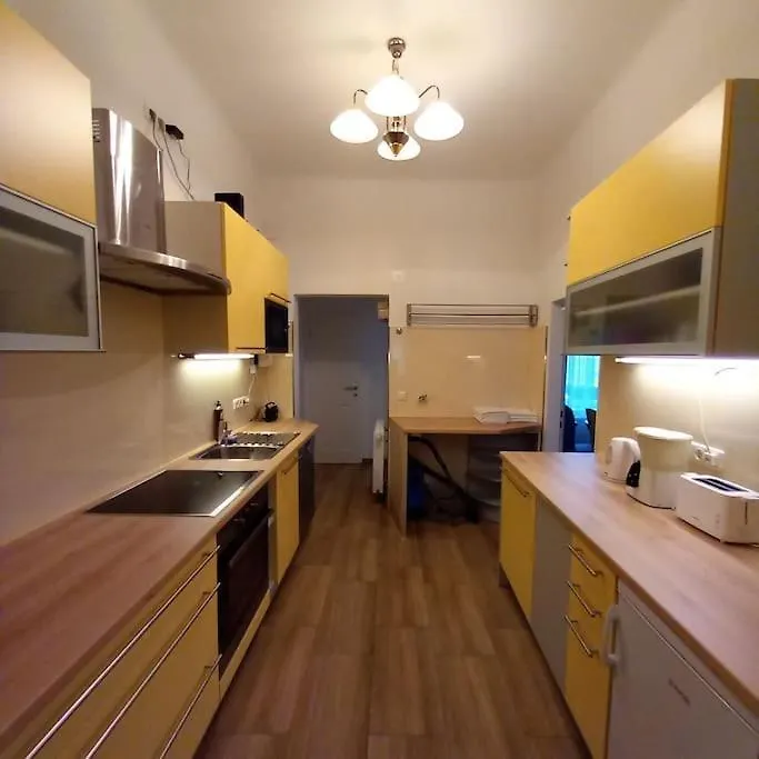 Apartmán Altbauwohnung Neu Saniert - Fuer Familien Geeignet Vídeň Rakousko